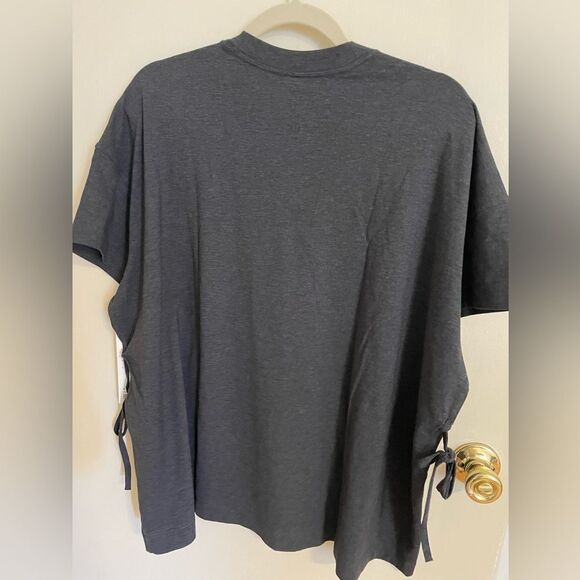 LULULEMON SIDE TIE V NECK SHORT SLEEVE HEATHERED BLACK SIZE 4 GREY NWT - Picture 3 of 5